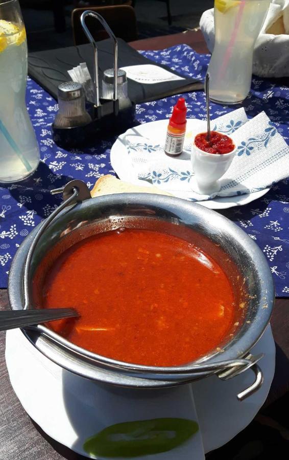 Tassi Halaszcsarda - Sueger Haz Zewnętrze zdjęcie